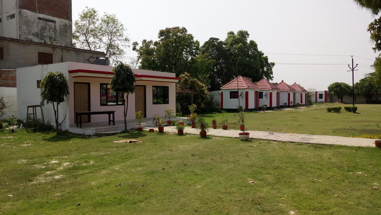 Sanjay Motels I Pvt Ltd Pura Raghunāth Екстериор снимка